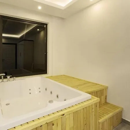Daire 3+1 Kalkanda 6 Kişilik Denize Yakın Daire