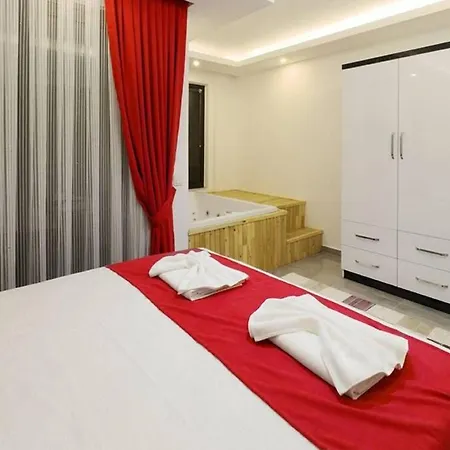 Daire 3+1 Kalkanda 6 Kişilik Denize Yakın Daire Kaş